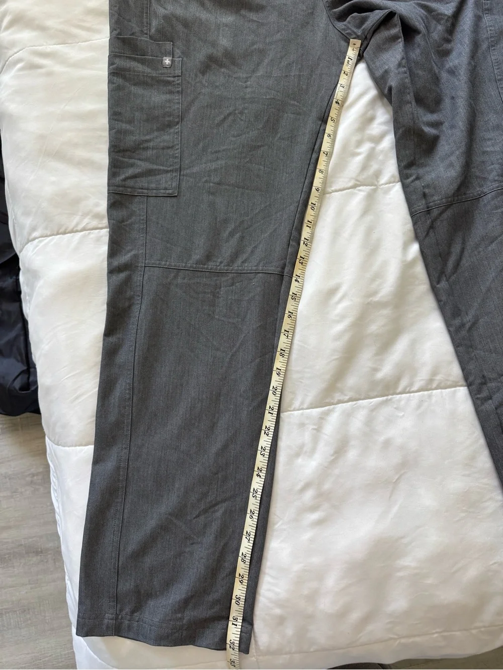 Men’s Grey FIGS Axim Cargo Scrub Pants Elastic Waistband